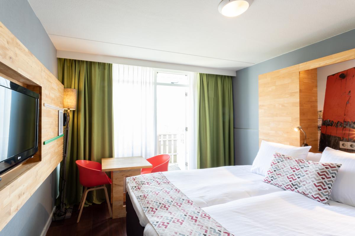 Pinkster in Zeeland hotelkamer duinzijde zuidvleugel.jpg